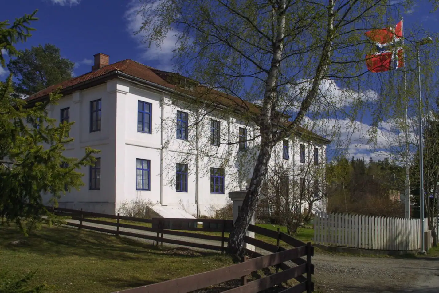Øvergård